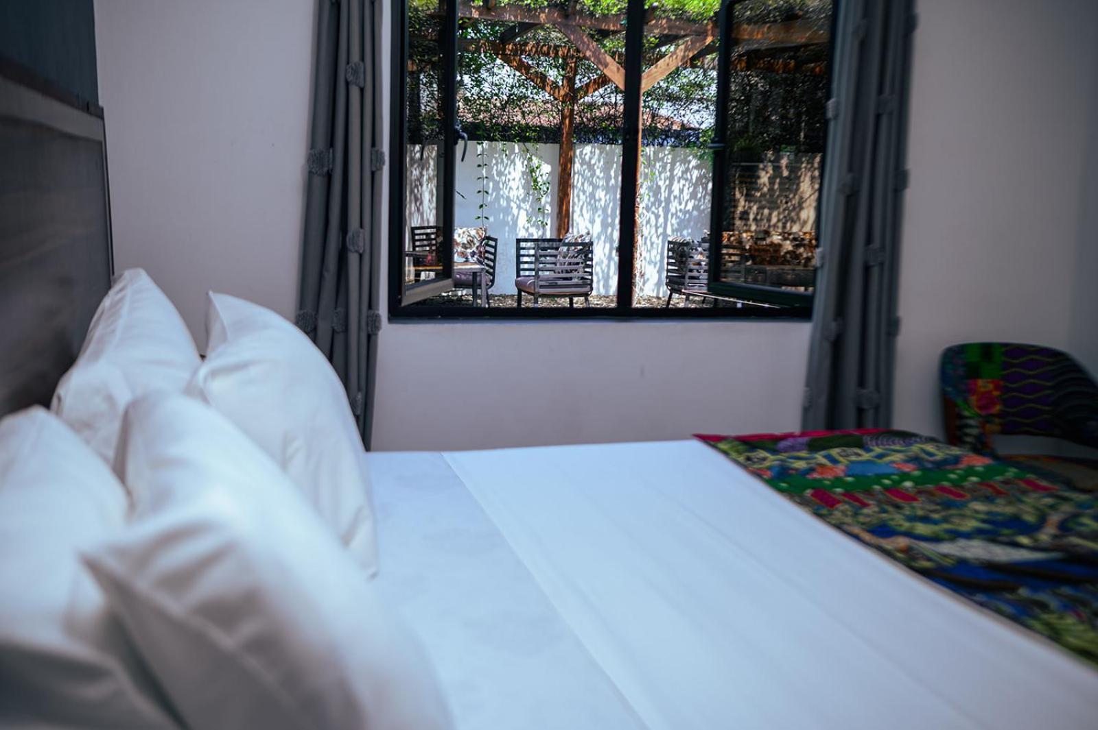 Ahome Guest House & Lounge Lomé Buitenkant foto
